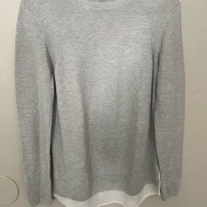 Women’s gray sweater. Size small